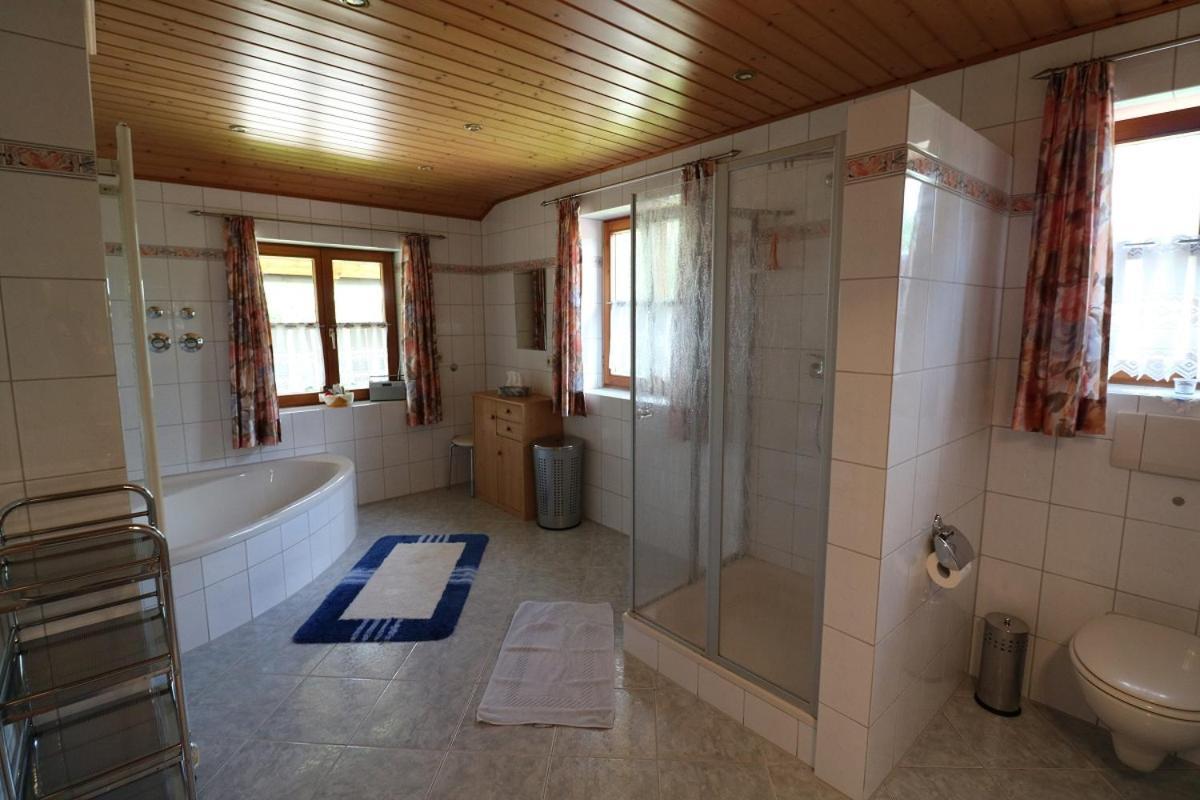 Apartmán Haus Blumenfeld-Schwaiger Übersee Exteriér fotografie