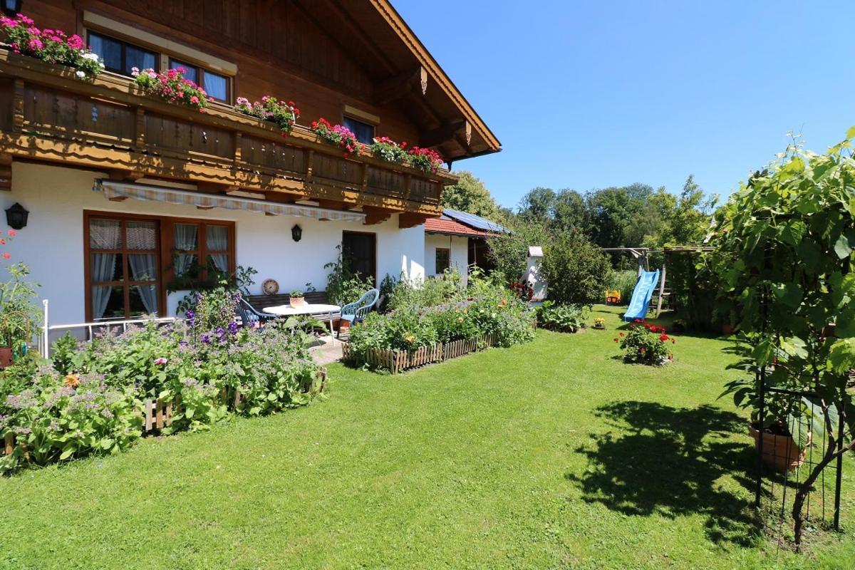 Apartmán Haus Blumenfeld-Schwaiger Übersee Exteriér fotografie